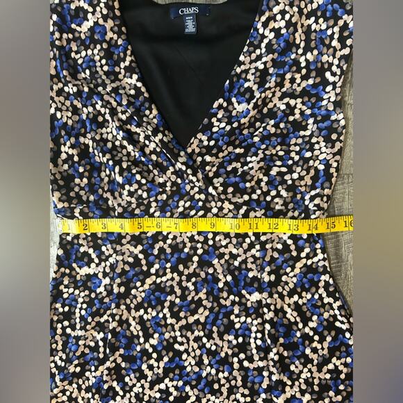 Chap’s- Fit & Flare-  Medium- v- neck- shoulder pads, blue, black, cream - Picture 8 of 9